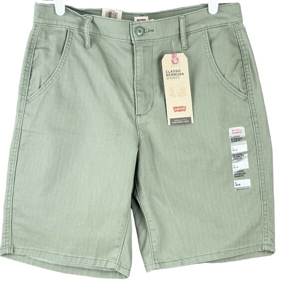 NWT Levi's Women's Green Bermuda Size 6 Waist 28 Classic Mid Rise Slim Stretch - Picture 1 of 12